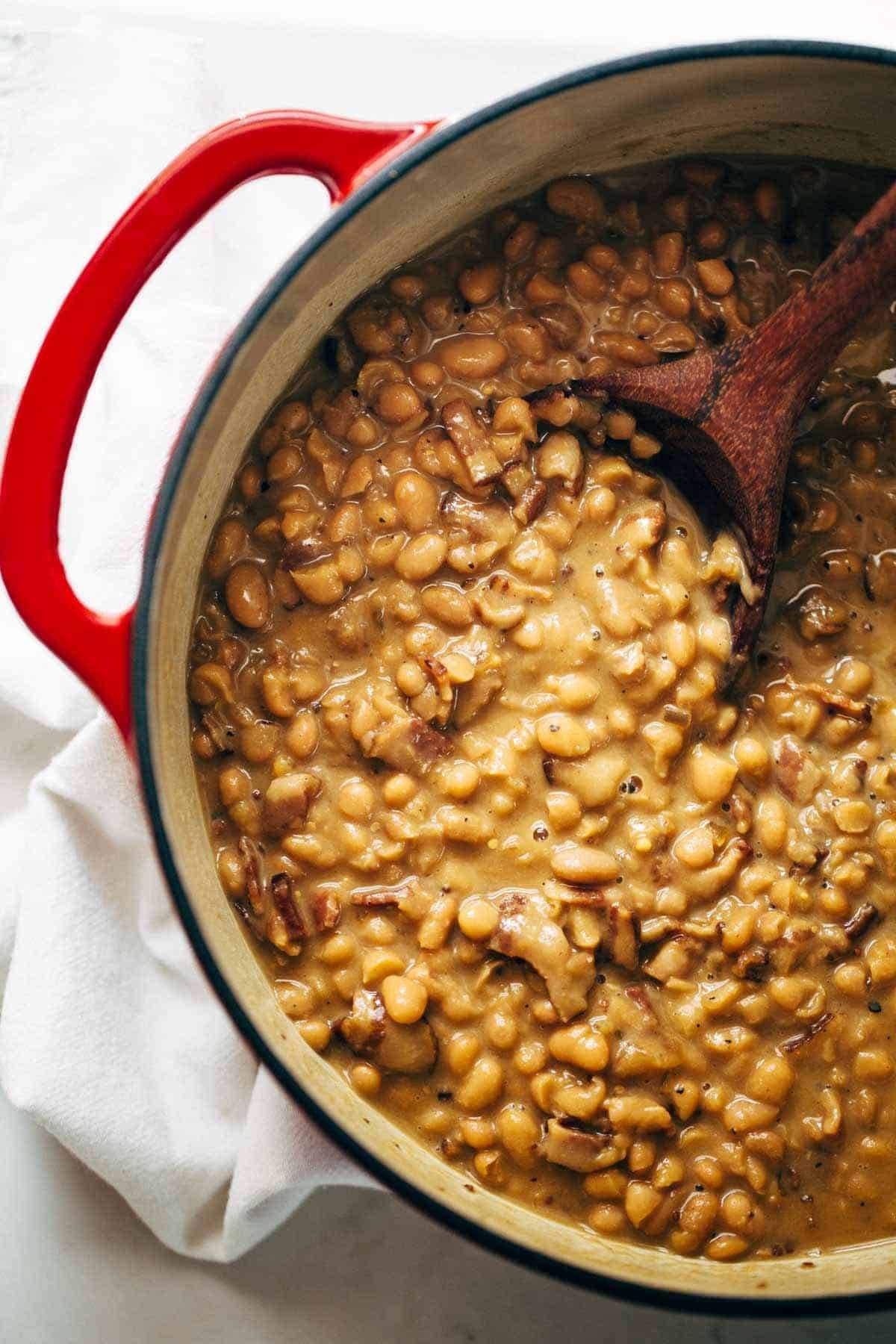 Homemade Brown Sugar Baked Beans! They are saucy, semi-creamy, brown sugar sweet + smoky bacon salty, and deliciously comforting. Five basic ingredients! | pinchofyum.com Homemade Brown Sugar Baked Beans! They are saucy, semi-creamy, brown sugar sweet + smoky bacon salty, and deliciously comforting. Five basic ingredients! | pinchofyum.com